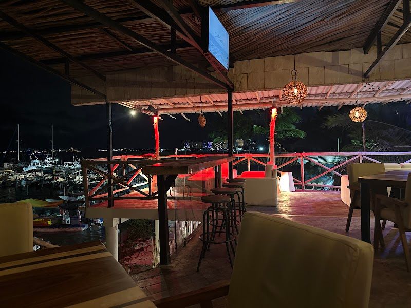 Mantra Restaurant Beach Lounge