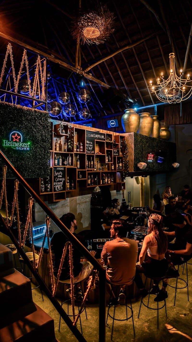 Santino Bar