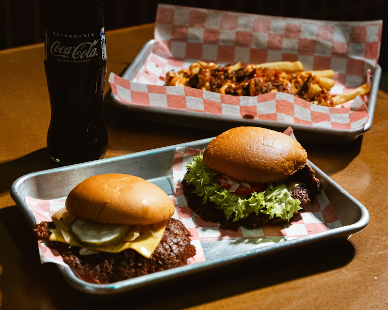 NOLO’S Smashburgers