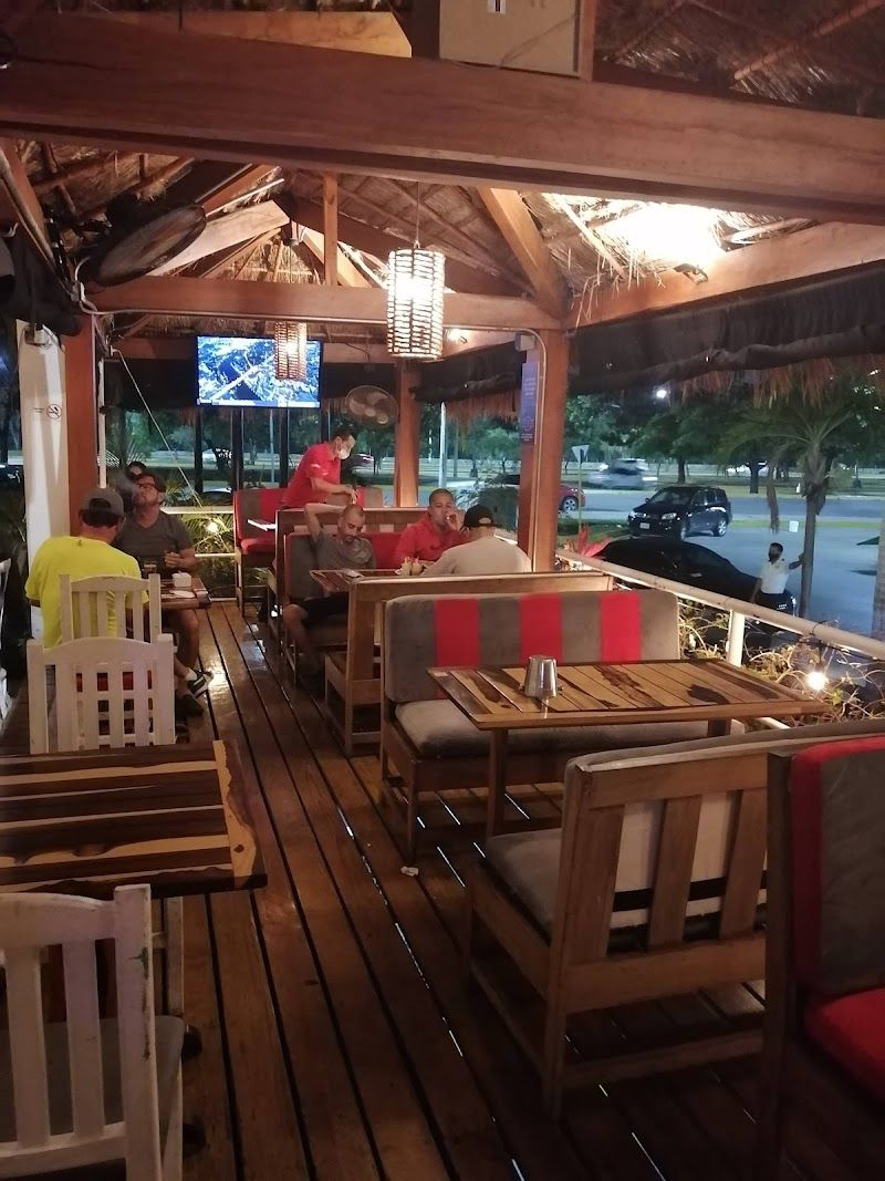 Guandola Cancún Restaurante Bar y Cervecería