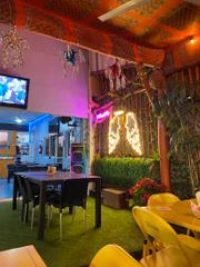PUERTO MAR SEAFOOD & SPORT BAR