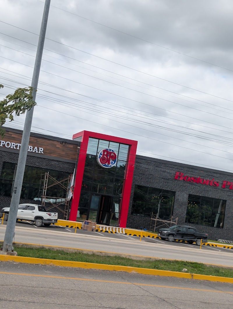 Boston’s pizza Playa del Carmen