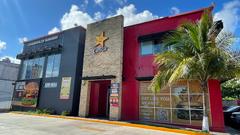 Carl's Jr. Cancún