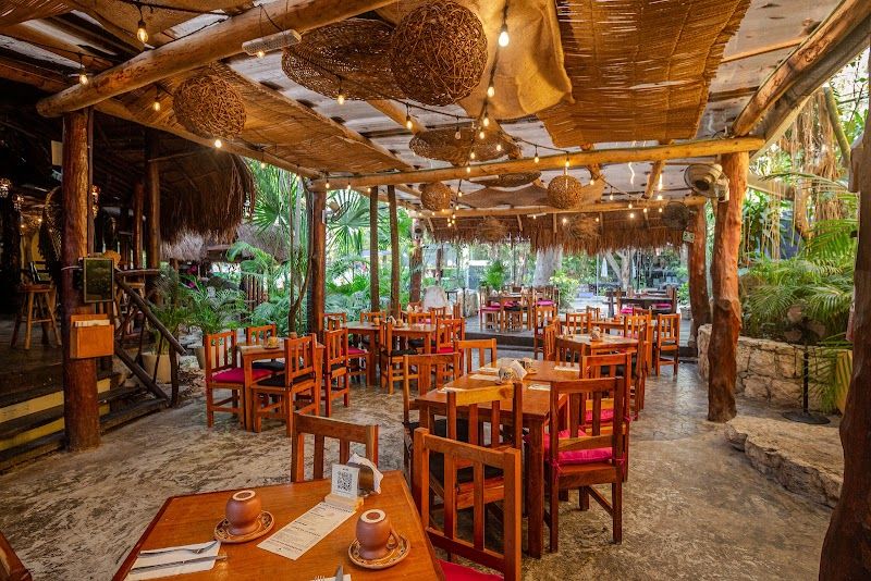 La Perla Pixan Cuisine & La Carboneria