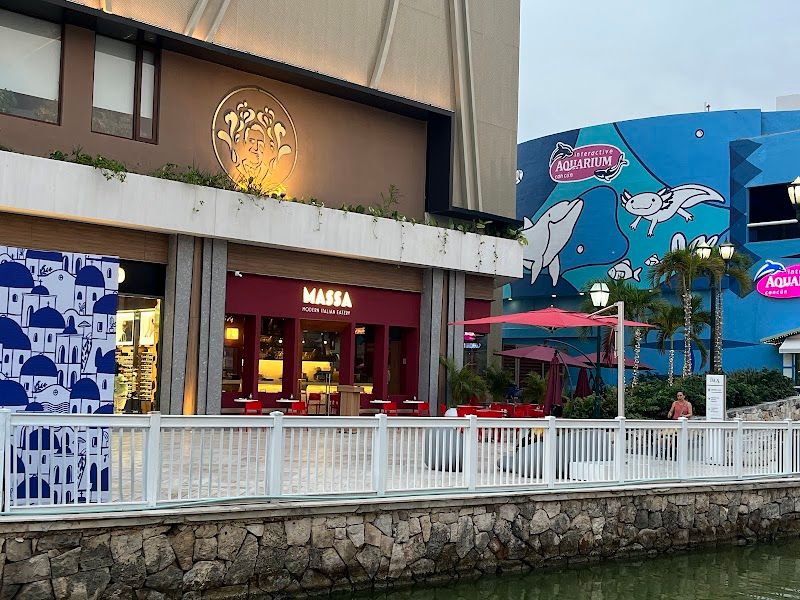 Massa Italian Restaurant La Isla