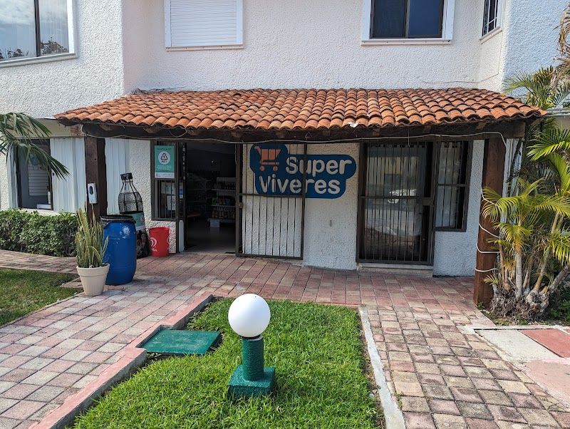 Super Groceries Grocery Store