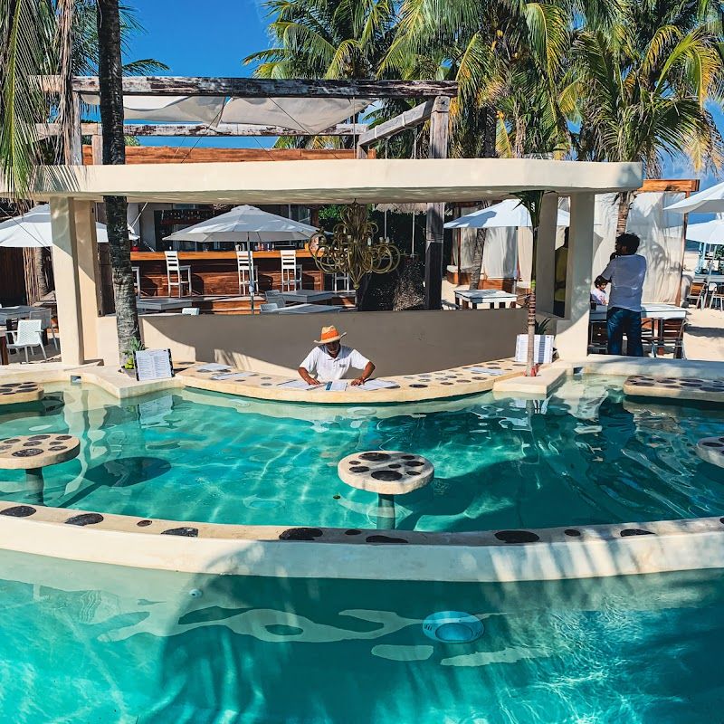 Mandarino Beach Club