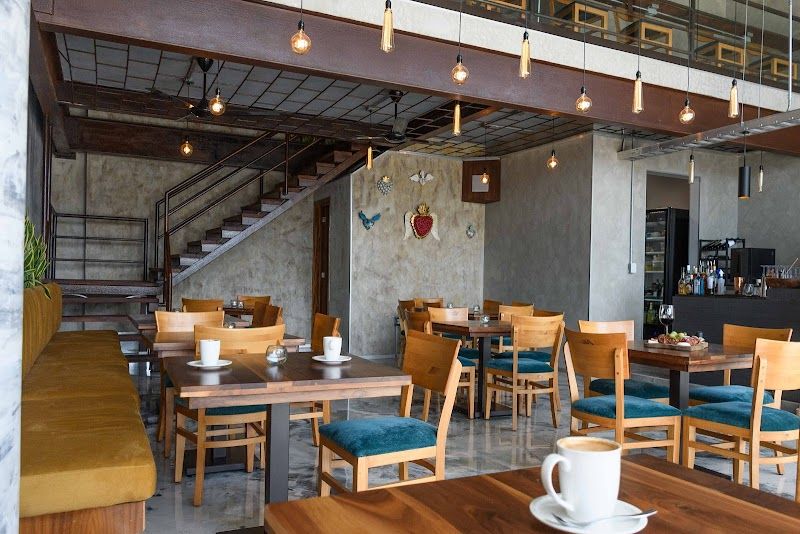 Cuore 34 Wine & Coffee