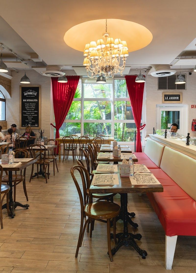 Café Antoinette Huayacan