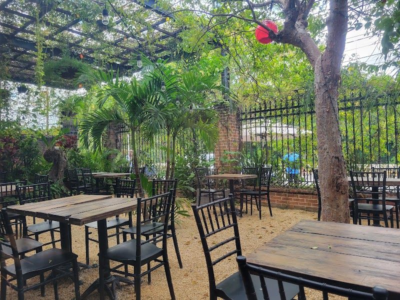 Mu. Burgerhouse Nichupté | Hamburguesería Cancún