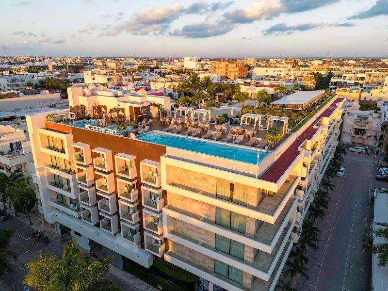 The Reef 28 Hotel & Spa – Luxury Adults Only – All Suites