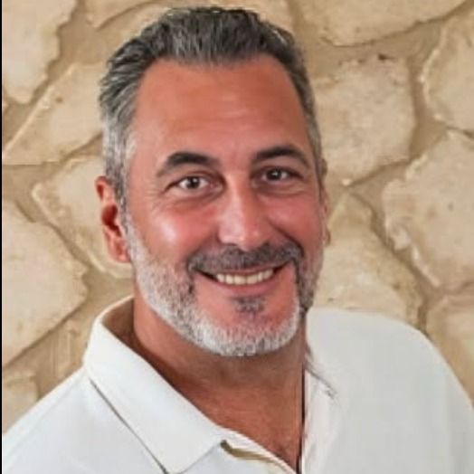Adam M Gauthier